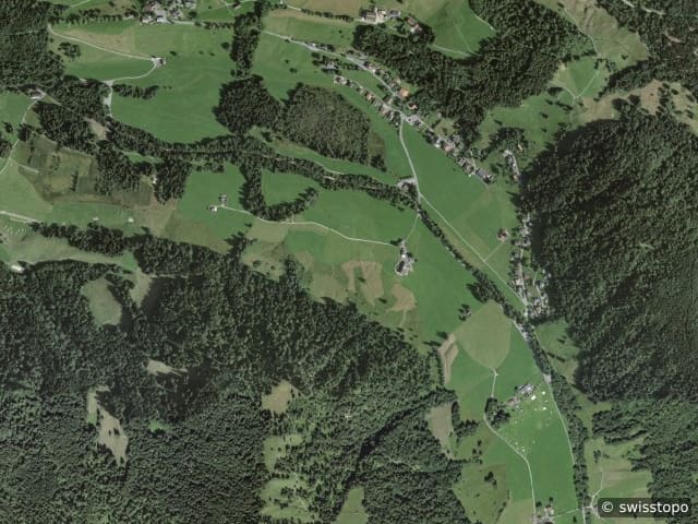 Luftbild der Lage – 6013 Eigenthal