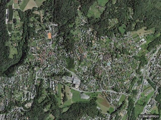 Luftbild Comano