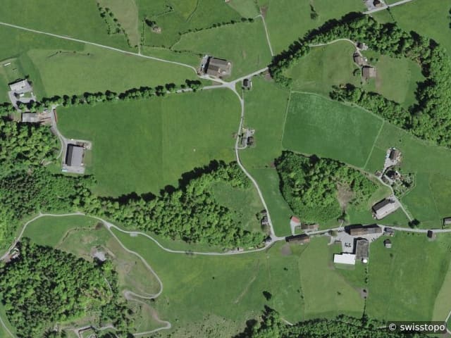 Luftbild der Lage – 8750 Glarus