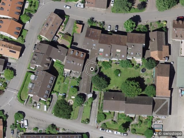 Luftbild Unterdorfstrasse 25, zentral