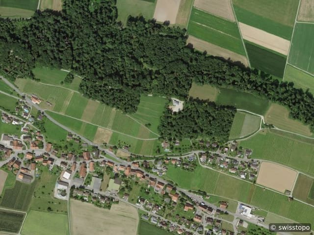 Luftbild Fahrhofstrasse 11, Niederneunforn