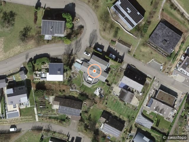 Luftbild der Lage – Lärchenstrasse 2, 8421 Dättlikon