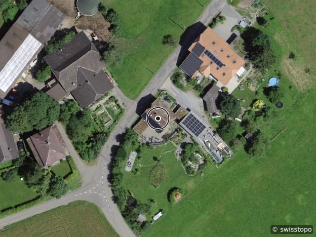 Luftbild Lischen 74, Uebeschi