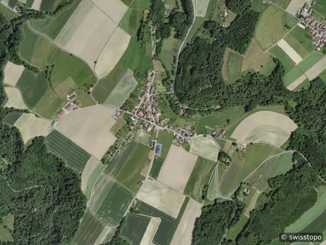 Vista aerea della posizione – Ogens