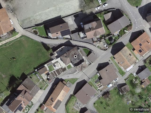 Luftbild Rue de Courtelary 22, TRAMELAN - GARAGE