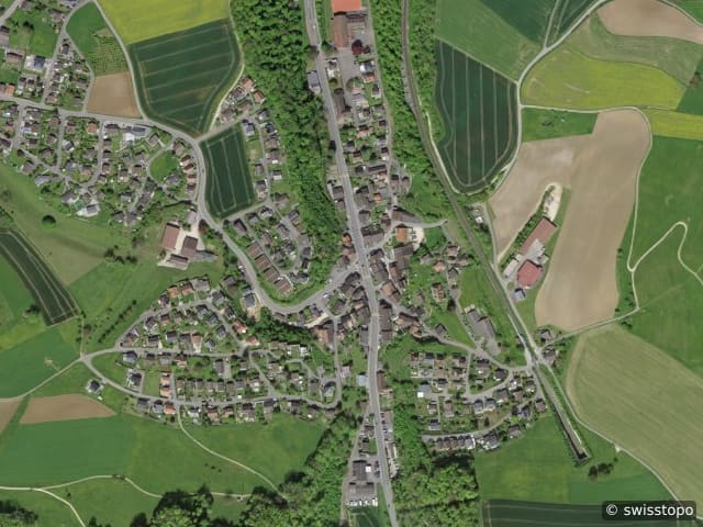 Luftbild der Lage – 4446 Buckten