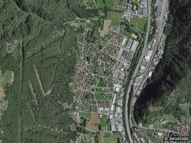 Luftbild der Lage – Bedano