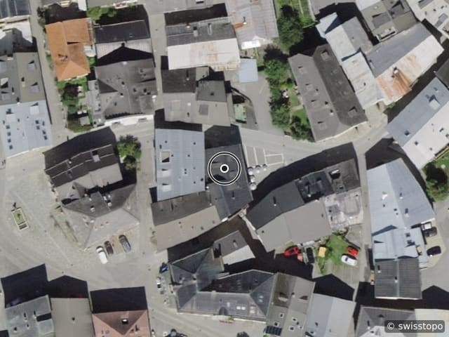 Luftbild der Lage – Plaz 152, 7554 Sent