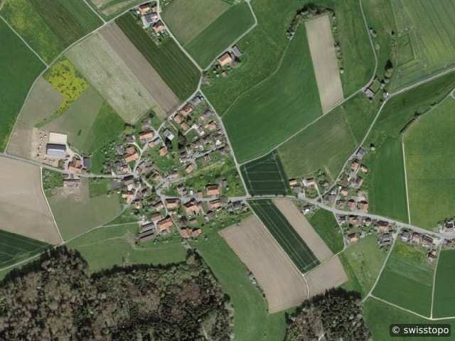 Luftbild der Lage – 4582 Brügglen