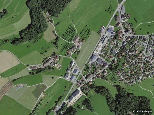 Luftbild Wup­pen­au