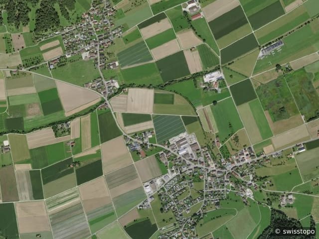 Luftbild der Lage – Lommis