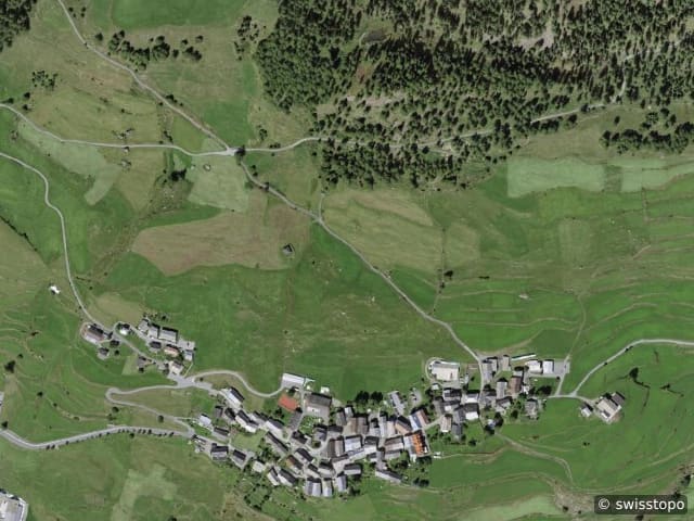 Luftbild der Lage – 7545 Guarda