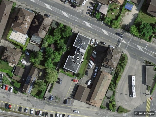 Luftbild Avenue Bachelin 5, St-Blaise