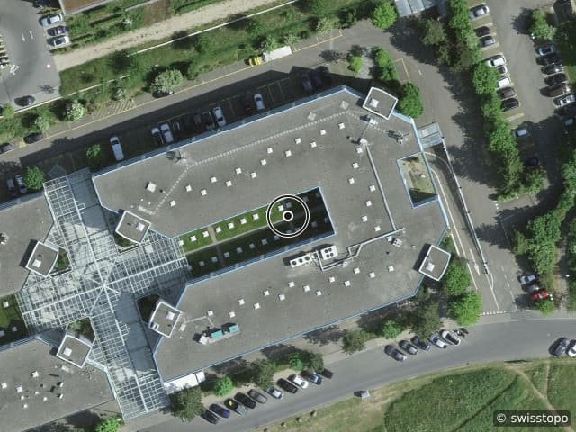 Vista aerea della posizione – Rue du Puits-Godet 8, 2000 Neuenburg