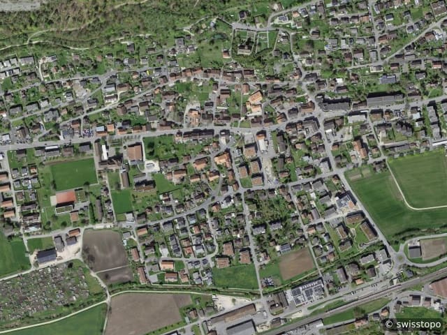 Luftbild Fluhweg 20, Pieterlen