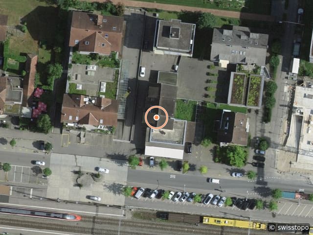 Luftbild der Lage – Bahnhofstrasse 17, 6203 Sempach Station