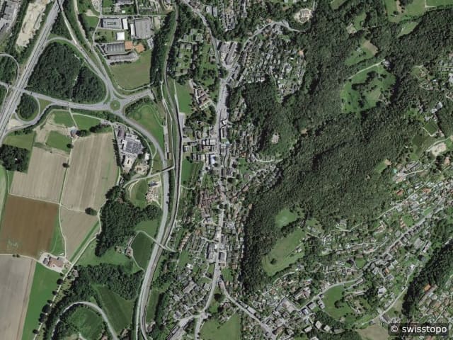 Vista aerea della posizione – Vezia