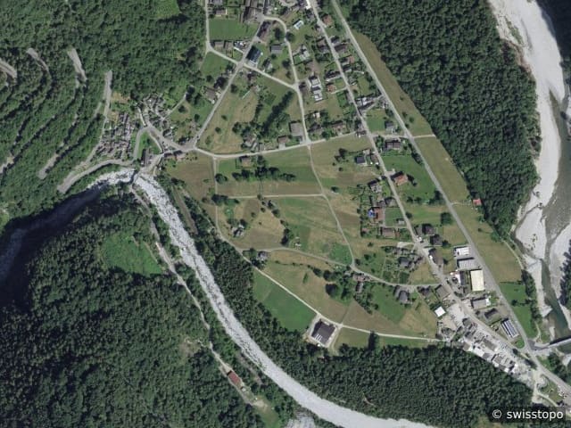 Luftbild der Lage – 6675 Cevio