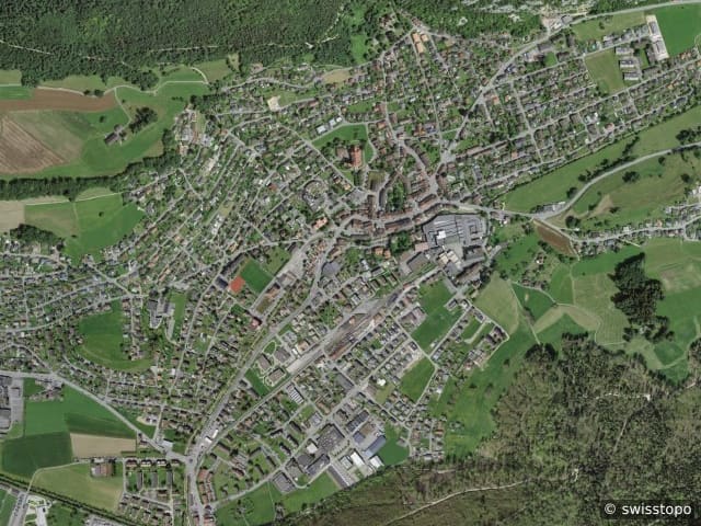 Luftbild der Lage – Balsthal
