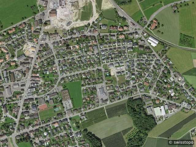 Luftbild der Lage – 8572 Berg