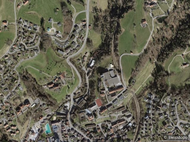 Vue aérienne de l’emplacement – 8636 Wald ZH