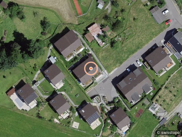Luftbild Bergblick 212, Uebeschi