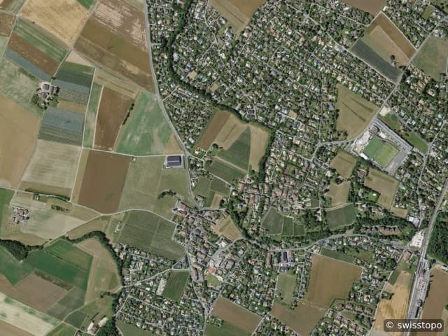 Vista aerea della posizione – Commugny