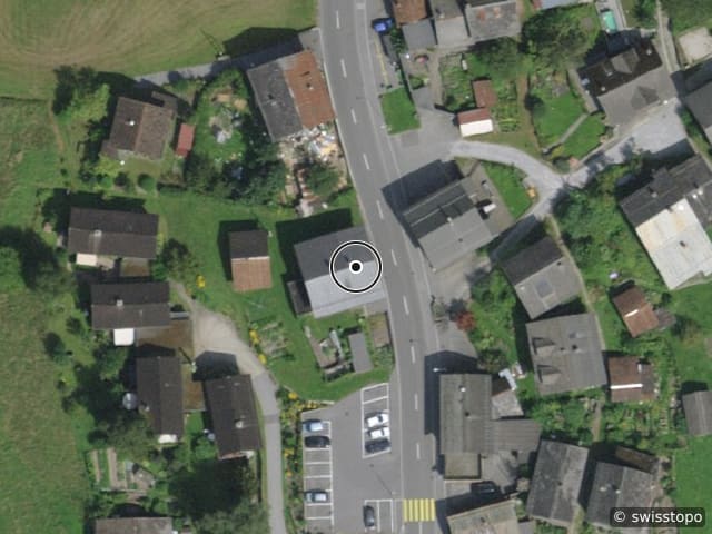 Luftbild Hauptstrasse 10/12, Glarus Süd