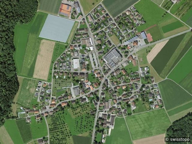 Vue aérienne de l’emplacement – 8582 Dozwil