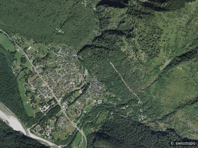 Vista aerea della posizione – Gordevio