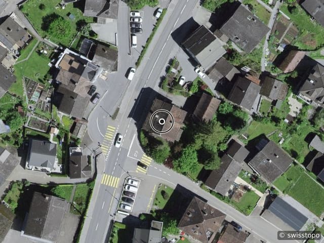 Luftbild Hauptstrasse 10, Mitlödi
