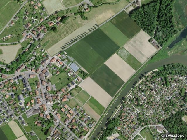 Luftbild Vully-les-Lacs