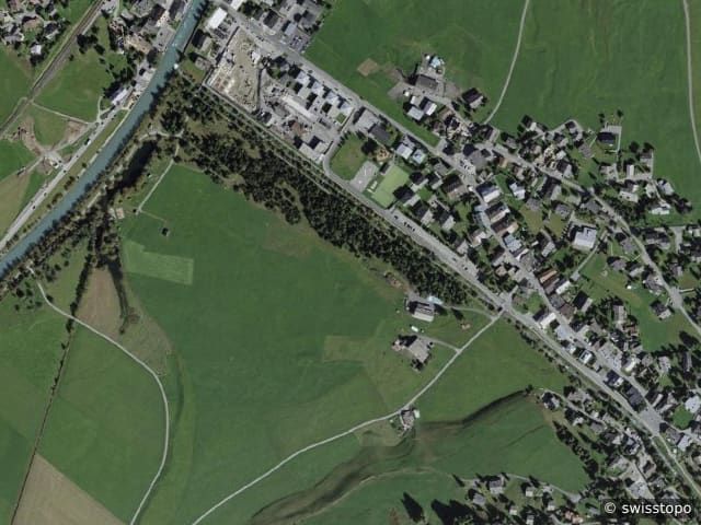 Luftbild La Punt-Chamues-ch