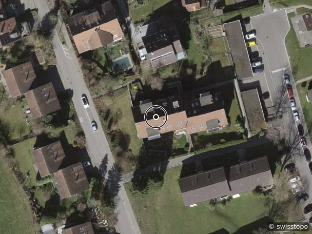 Luftbild der Lage – Quellenstrasse 13, 8134 Adliswil