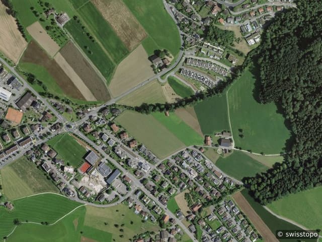 Vista aerea della posizione – 6214 Schenkon