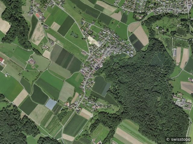 Vista aerea della posizione – Fruthwilen