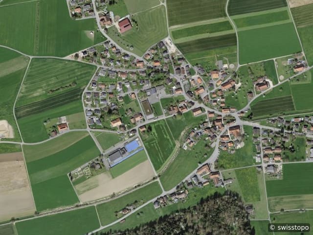 Luftbild der Lage – 4571 Lüterkofen
