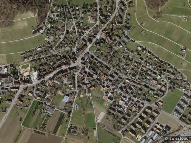 Luftbild Hogerwiesstrasse 4, Weiningen