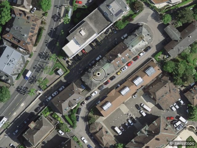 Luftbild Rue de la Serre 5, Charges : 290 Disponibilité : 01.11.26 Pièces : 5 Catégorie : Location T