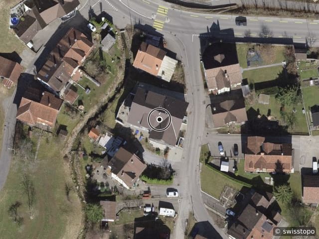Luftbild der Lage – Wolfsbergstrasse 2, 8494 Bauma