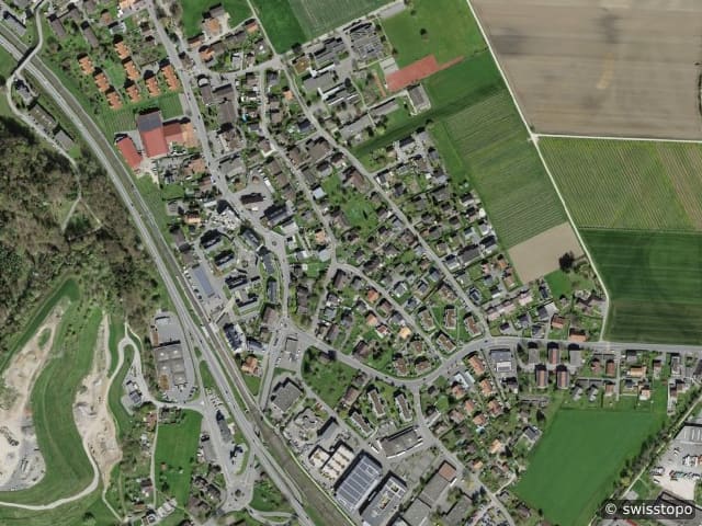Luftbild Studen