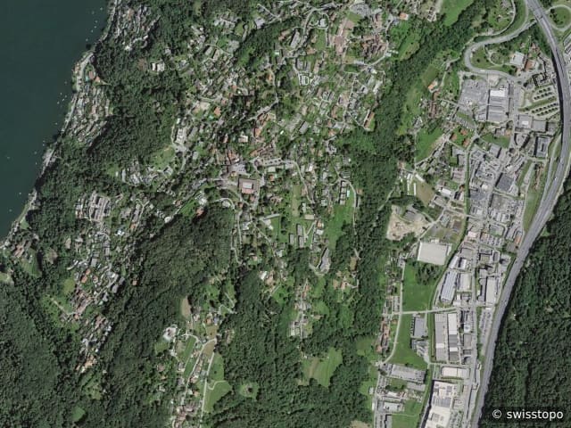 Luftbild der Lage – Collina
