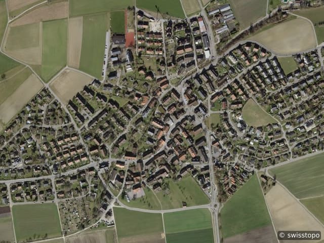 Luftbild der Lage – 8442 Hettlingen