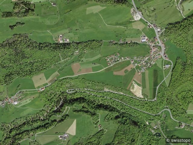Luftbild der Lage – Hauenstein