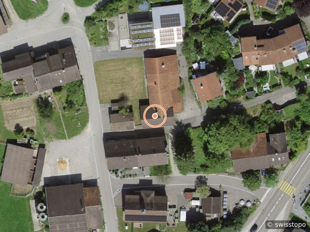 Luftbild Schulstrasse 10, Häuslenen