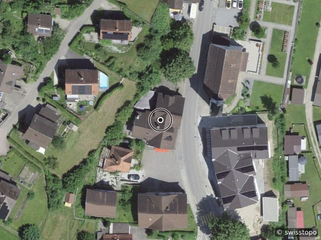 Luftbild Dorfstrasse 28, Brunnadern